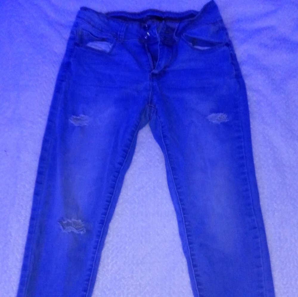 Bien Bleu, 6, Light Blue